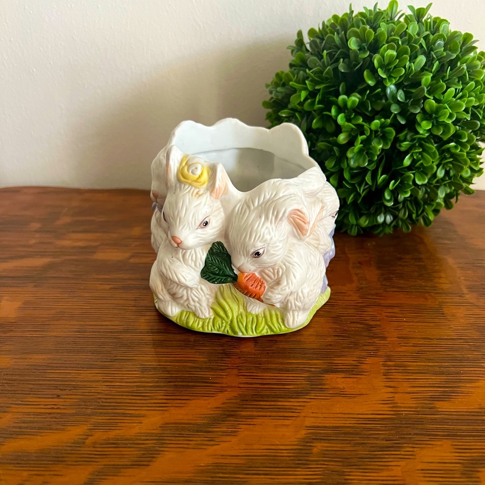 Adorable Vintage Bunny Ceramic Planter